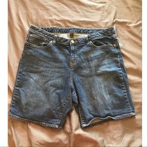GAP Denim Bermuda Shorts size 18